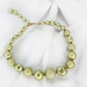 ~Pearlized Beaded necklace, adj 16.5" length